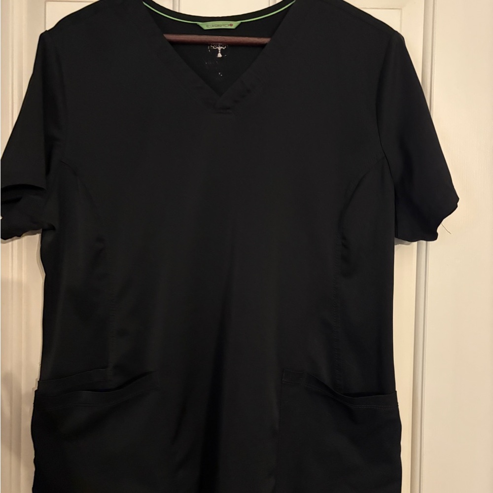 Healing Hands Green label black Short Sleeve V-Neck Top